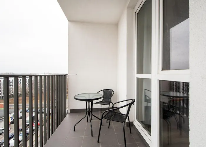 In Apartments Okecie
